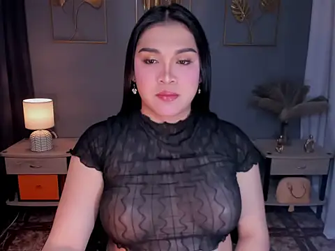Snapshot of MaxeneCullens chatting on September 2025 06:35:02 AM MaxeneCullens online show from September 2025 06:35:02 AM