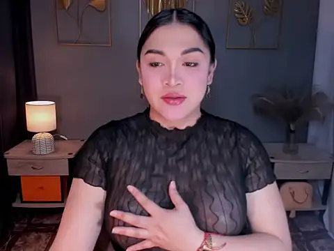 MaxeneCullens online show from November 2025 03:10:02 AM