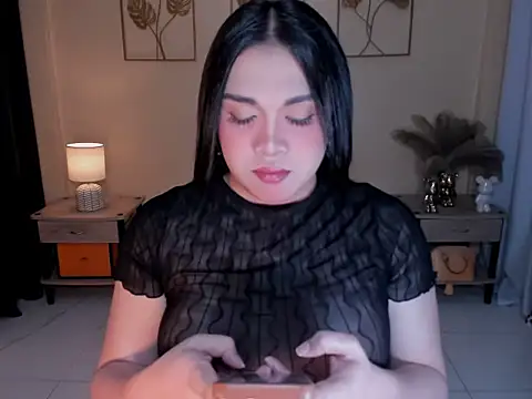 MaxeneCullens online show from April 2026 02:45:02 AM