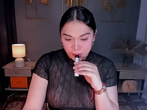 MaxeneCullens online show from November 2025 03:10:01 AM