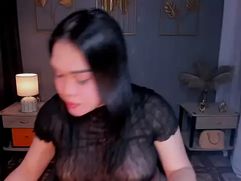 Snapshot of MaxeneCullens chatting on September 2025 03:56:01 AM MaxeneCullens online show from September 2025 03:56:01 AM