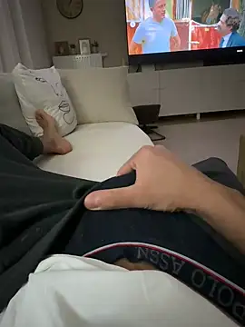 Snapshot of hasoo766 chatting on January 2025 12:09:01 AM hasoo766 online show from January 2025 12:09:01 AM