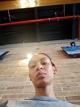 Leaberry online show from February 2026 08:19:02 PM