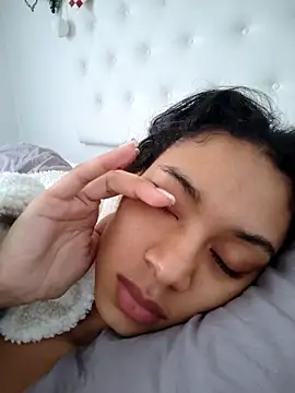 Leaberry online show from January 2026 01:48:02 PM