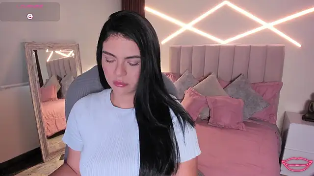 Veronicalanx1 online show from March 2026 11:57:01 AM