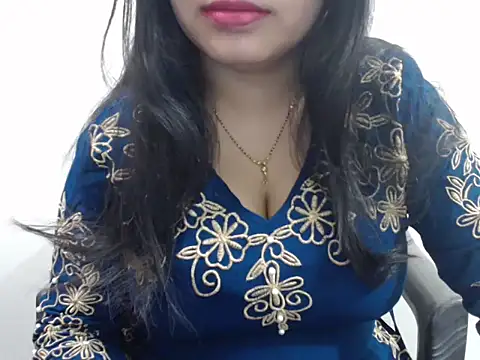 Snapshot of HOT_CHILLY chatting on April 2026 11:16:01 AM HOT CHILLY online show from April 2026 11:16:01 AM