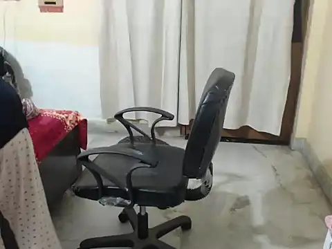 HOT CHILLY online show from February 2026 06:27:02 PM