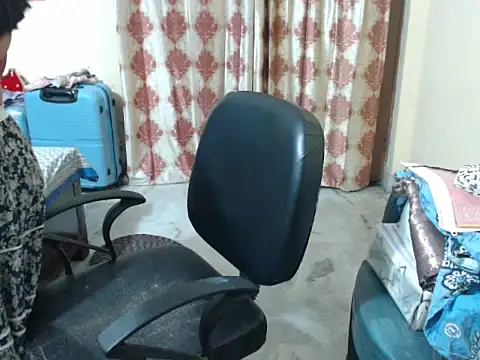 HOT CHILLY online show from March 2026 06:42:02 PM