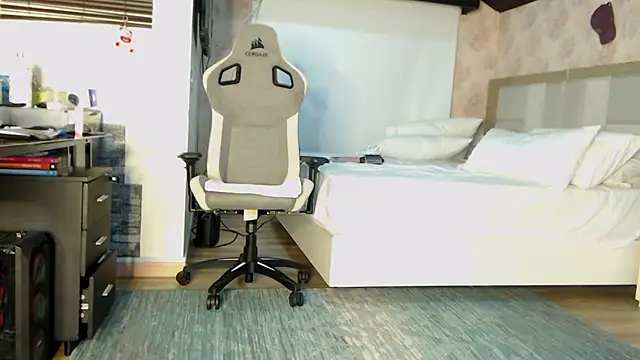 stefializon online show from October 2025 02:34:02 AM