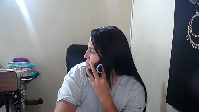 kendall 52 online show from February 2025 07:15:02 PM