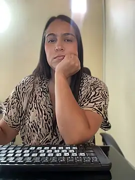 kendall 52 online show from April 2026 04:14:02 PM