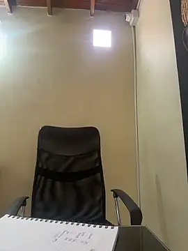 kendall 52 online show from April 2026 04:42:02 PM