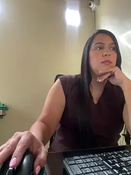 kendall 52 online show from February 2026 03:22:02 PM