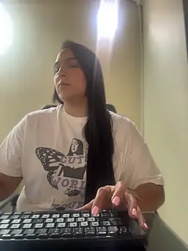 kendall 52 online show from April 2026 03:49:01 PM