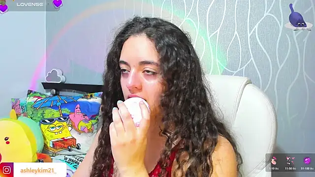 AshleyKim  online show from November 2025 12:11:01 AM