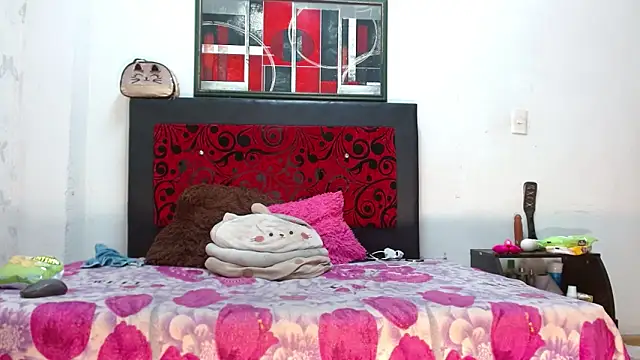 LexiStone  online show from April 2026 08:42:02 PM