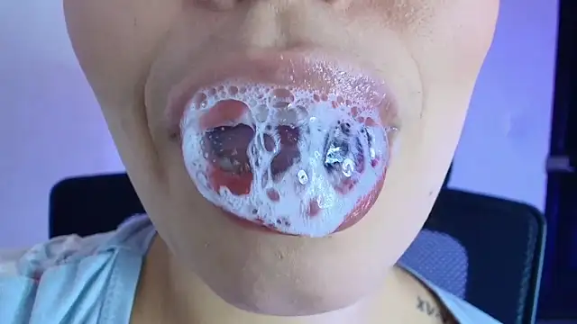 lisbet21x online show from February 2026 08:10:02 PM