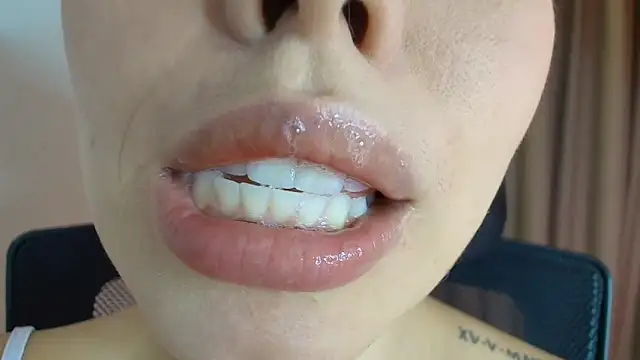 lisbet21x online show from March 2026 10:22:01 PM