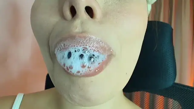 lisbet21x online show from April 2026 10:16:01 PM