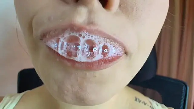 lisbet21x online show from March 2026 03:50:02 PM