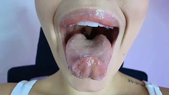 lisbet21x online show from November 2025 10:25:02 PM