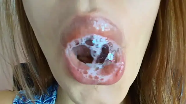 lisbet21x online show from April 2026 12:24:01 AM