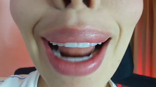lisbet21x online show from July 2026 08:32:01 PM
