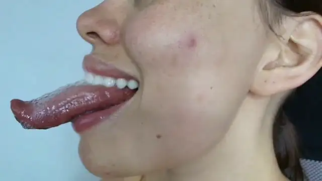 lisbet21x online show from September 2025 11:10:01 PM