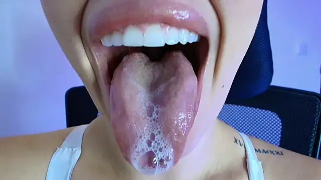 lisbet21x online show from February 2026 08:15:01 PM