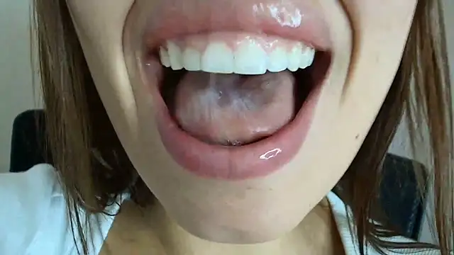 lisbet21x online show from September 2025 10:14:02 PM