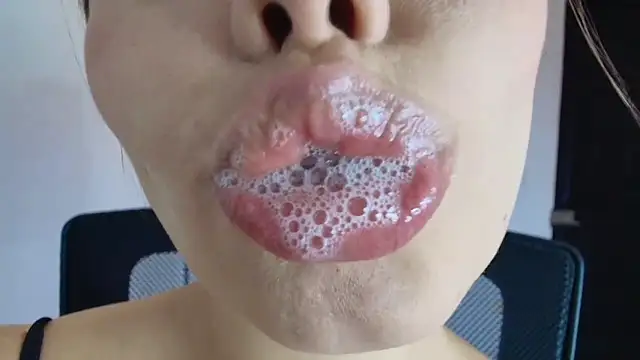 lisbet21x online show from September 2025 09:37:01 PM