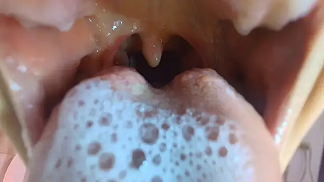 lisbet21x online show from April 2026 10:15:01 PM