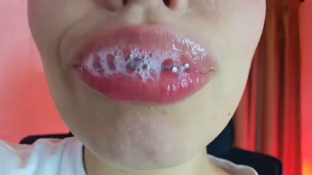 lisbet21x online show from July 2026 02:14:01 PM