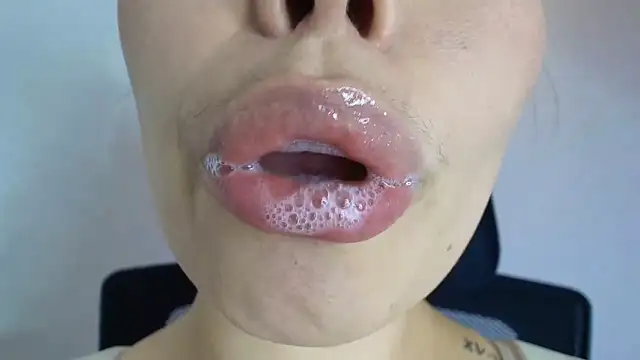 lisbet21x online show from October 2025 09:14:01 PM