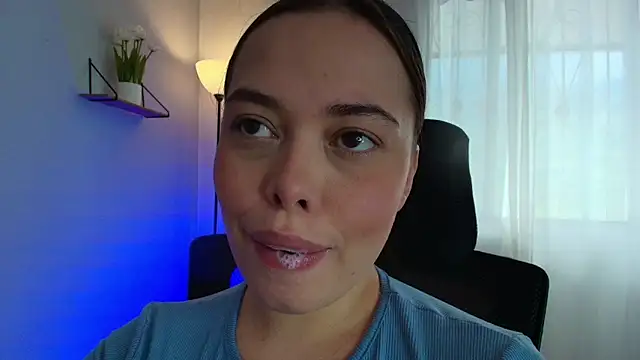 lisbet21x online show from March 2025 07:36:02 PM