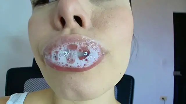 lisbet21x online show from September 2025 03:07:02 PM