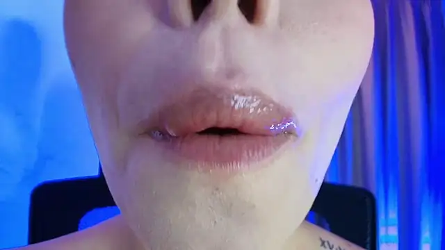 lisbet21x online show from June 2026 09:52:02 PM