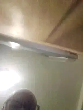 Dolceporco19 online show from February 2026 04:59:01 PM