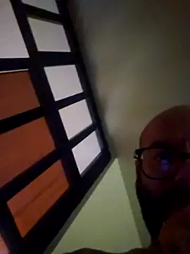 Snapshot of Dolceporco19 chatting on November 2025 05:17:02 PM Dolceporco19 online show from November 2025 05:17:02 PM