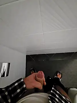 Dolceporco19 online show from March 2026 05:31:02 PM