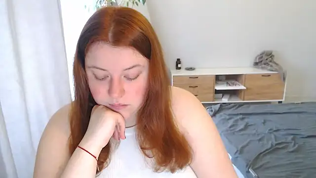 PolinaSalvatore online show from April 2026 12:45:01 PM