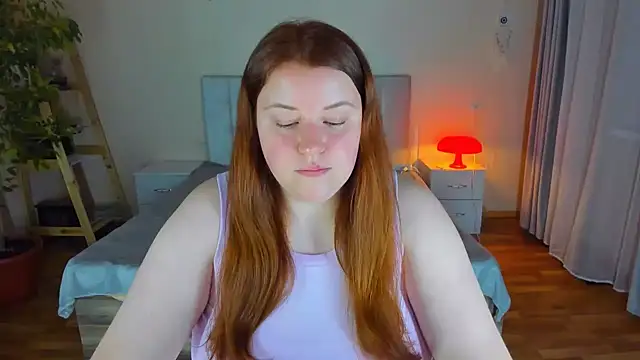 Snapshot of PolinaSalvatore chatting on September 2025 05:22:02 PM PolinaSalvatore online show from September 2025 05:22:02 PM