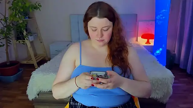 Snapshot of PolinaSalvatore chatting on March 2025 02:17:01 PM PolinaSalvatore online show from March 2025 02:17:01 PM