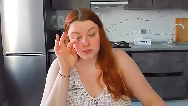 Snapshot of PolinaSalvatore chatting on February 2025 12:55:01 PM PolinaSalvatore online show from February 2025 12:55:01 PM