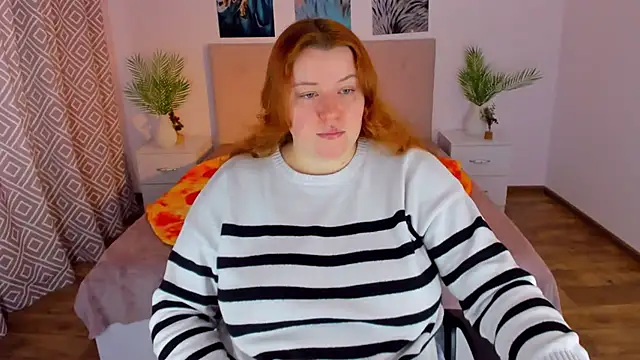 Snapshot of PolinaSalvatore chatting on January 2025 09:29:01 AM PolinaSalvatore online show from January 2025 09:29:01 AM