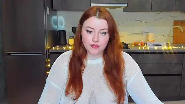 Snapshot of PolinaSalvatore chatting on February 2025 06:44:01 PM PolinaSalvatore online show from February 2025 06:44:01 PM