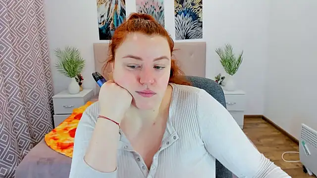 Snapshot of PolinaSalvatore chatting on January 2025 07:49:02 AM PolinaSalvatore online show from January 2025 07:49:02 AM
