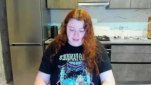 Snapshot of PolinaSalvatore chatting on February 2025 06:26:01 PM PolinaSalvatore online show from February 2025 06:26:01 PM