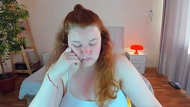 Snapshot of PolinaSalvatore chatting on September 2025 08:10:01 AM PolinaSalvatore online show from September 2025 08:10:01 AM
