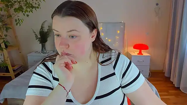 PolinaSalvatore online show from November 2025 10:40:01 AM